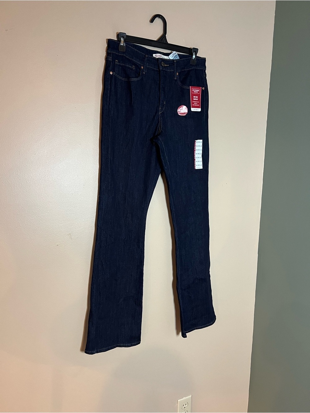 Signature by Levi Strauss Women's Dark Blue Bootcut Jeans Size 10